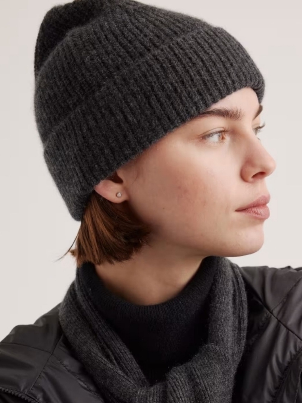 Quince Charcoal Cashmere Beanie